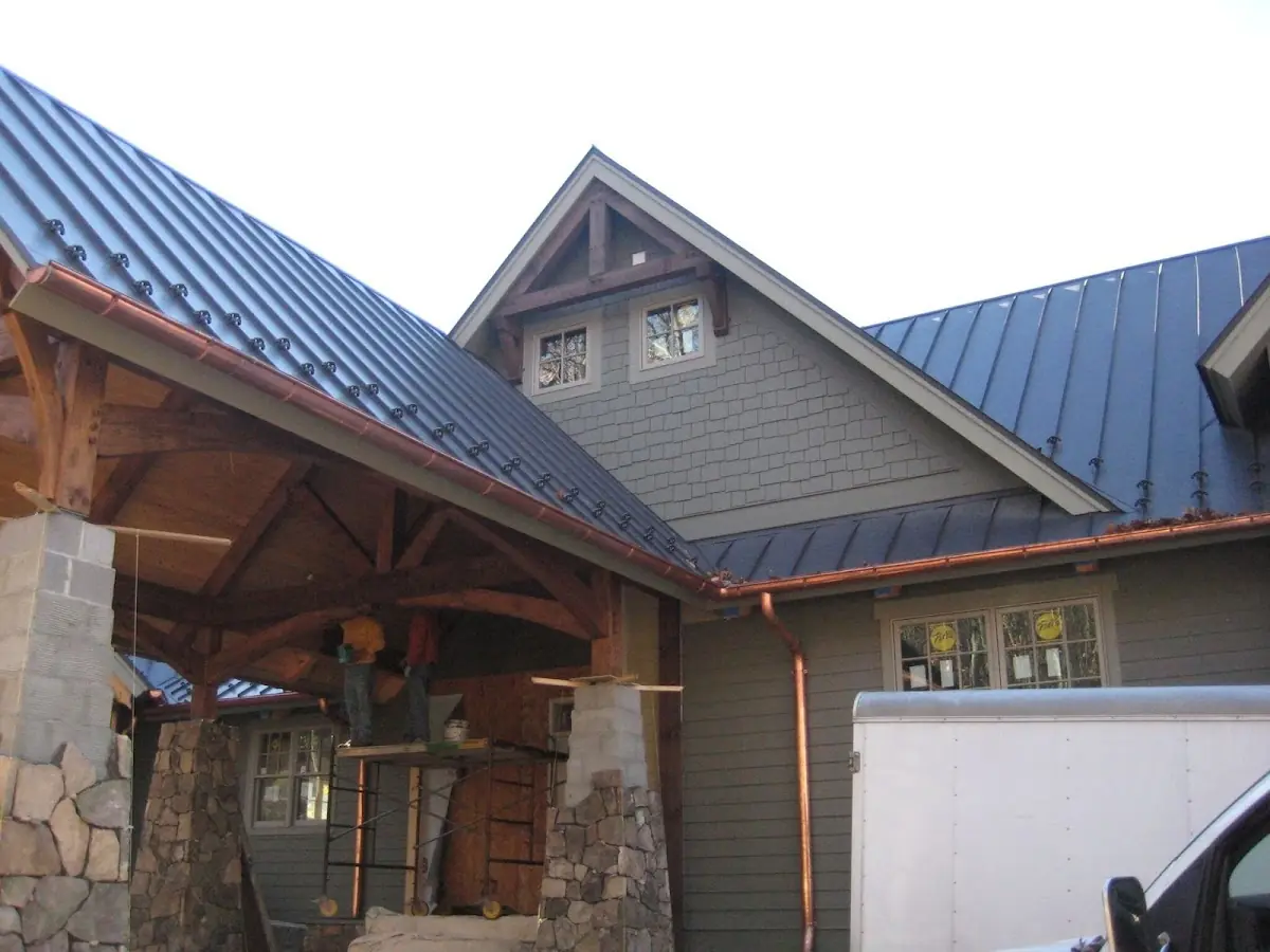Craftsman Roofing team delivering quality roofing work in Ashburn Village